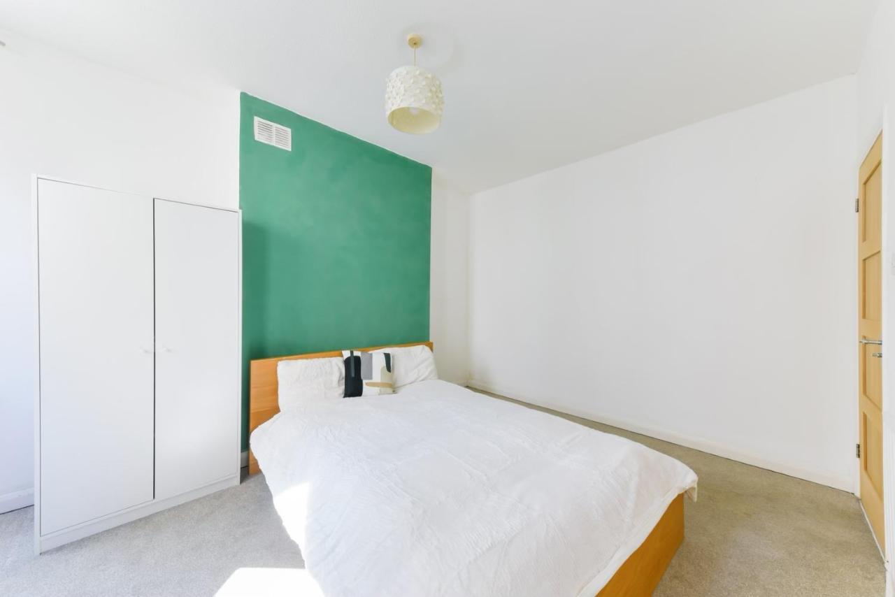 לונדון Cozy 1-Bed Apartment In Brixton מראה חיצוני תמונה